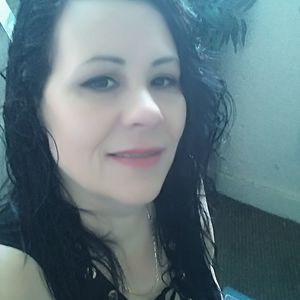 Meet your Posher, Debra